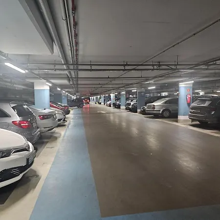 Urocze Gniazdko W Centrum Poznania Познань