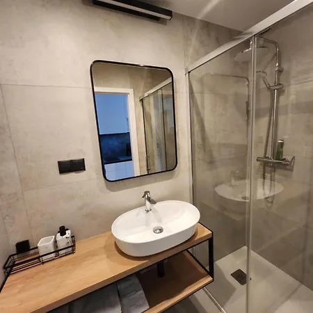 Urocze Gniazdko W Centrum Poznania Апартаменты *