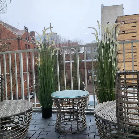 Апартаменты Urocze Gniazdko W Centrum Poznania