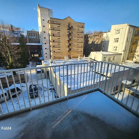 Urocze Gniazdko W Centrum Poznania * Познань