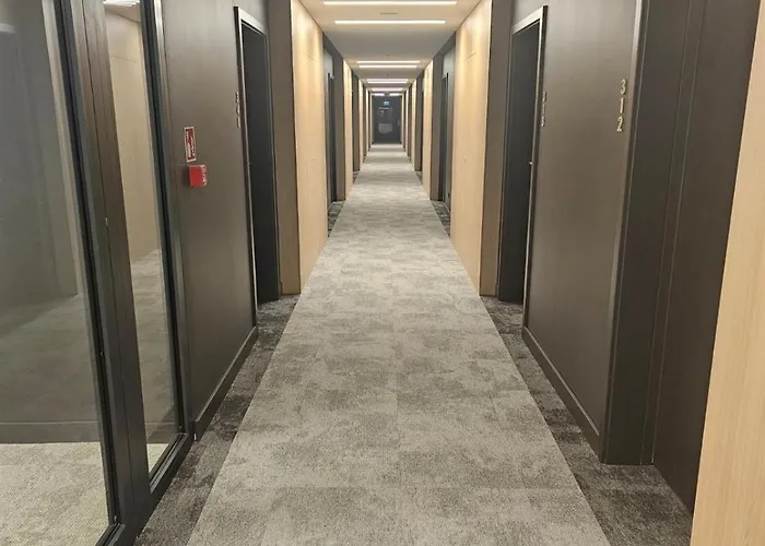 Urocze Gniazdko W Centrum Poznania *